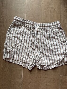 Old Navy White & Brown Striped Drawstring Athletic Shorts
